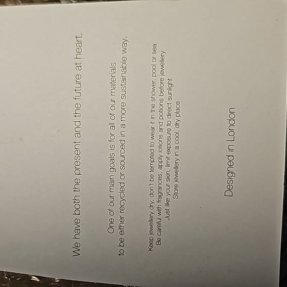 NWT gold plated clover leaf earrings Big Metal London Earrings, brand-new in box - Picture 11 of 12